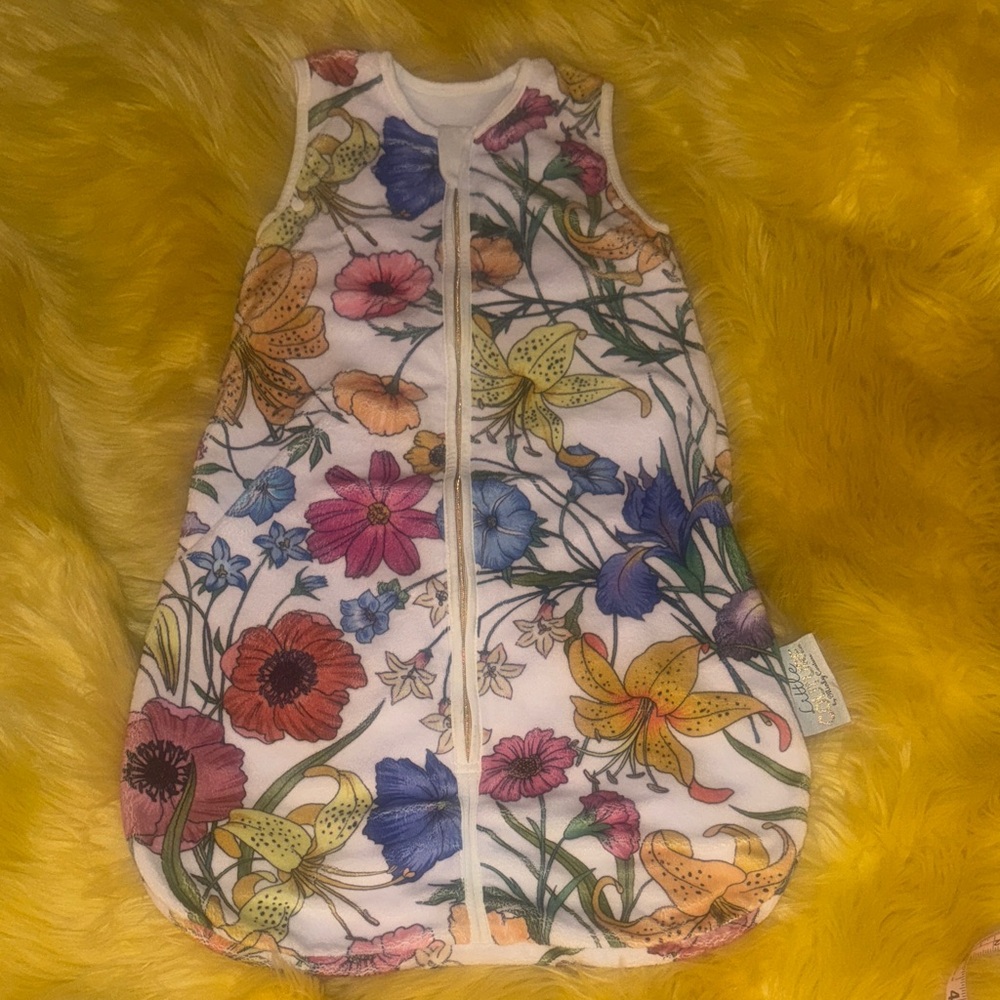 MINKY COUTURE Little Couture plush floral print baby sleep sack